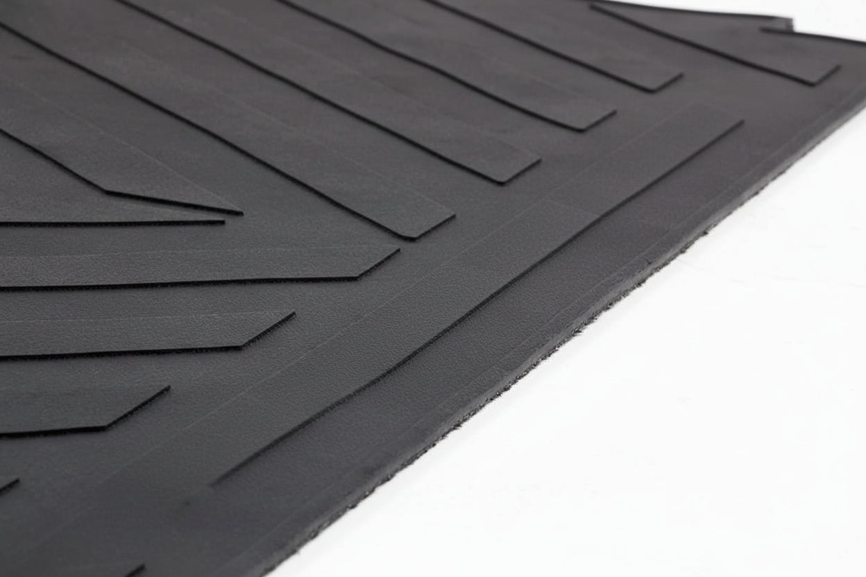 Heavy-Duty Rubber Bed Mat for 2017-2026 Ford F-250/F-350 Super Duty 6'10" Bed - Non-Slip/Tear-Resistant