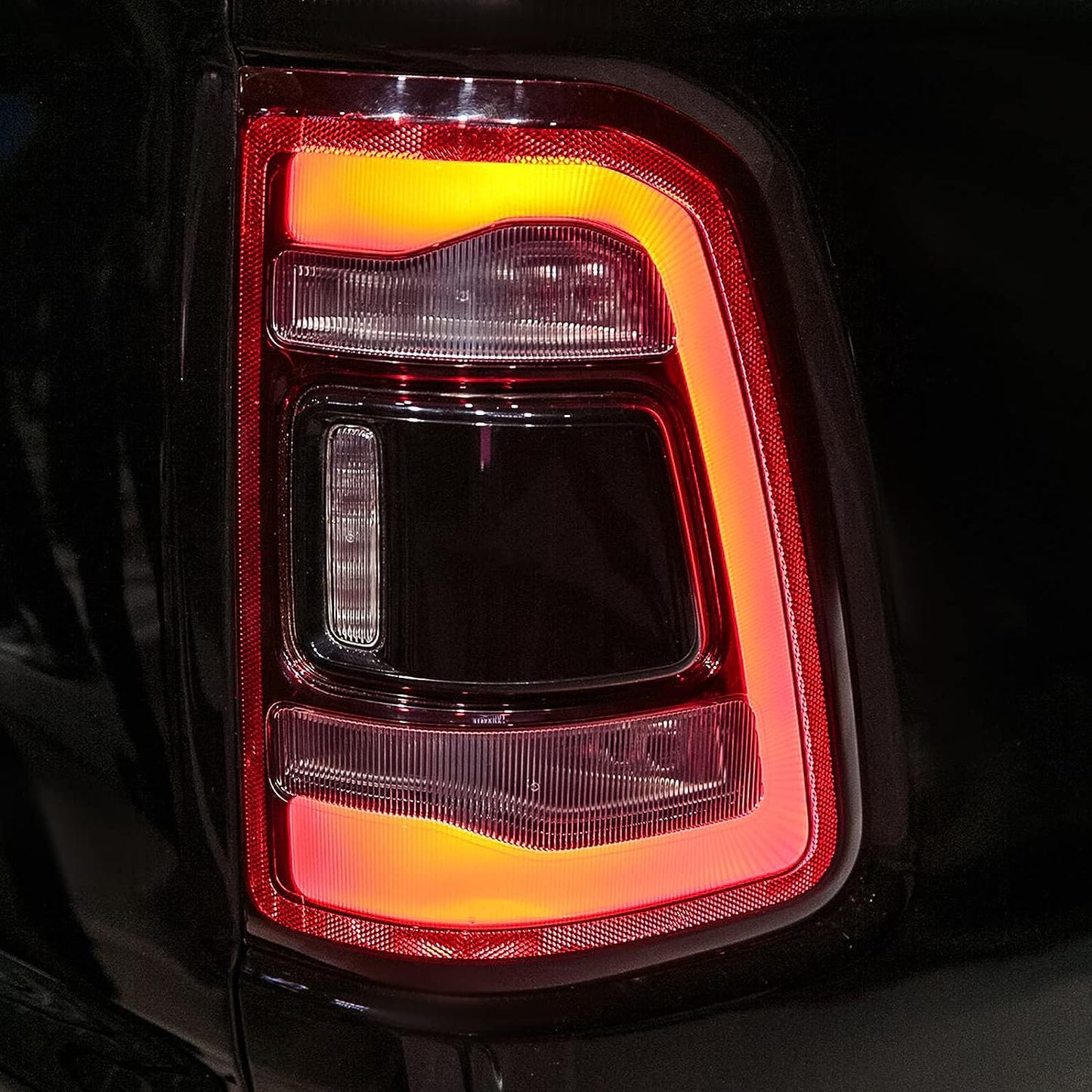 New Upgraded LED Tail Light Assembly for 2019-2022 Dodge Ram 1500